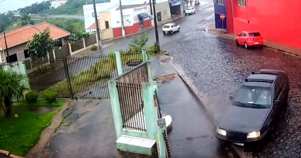 Motorista se envolve em acidente próximo a Sodicon em Wenceslau Braz