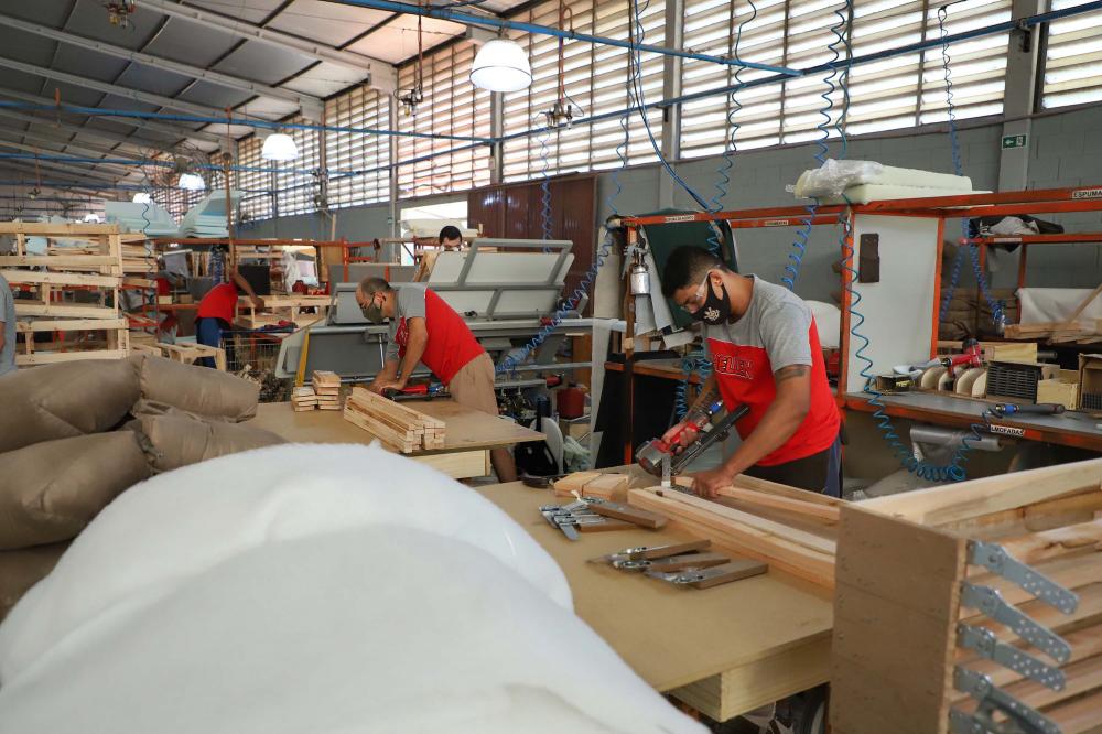 Desemprego no Paraná segue em queda e é o menor desde 2014