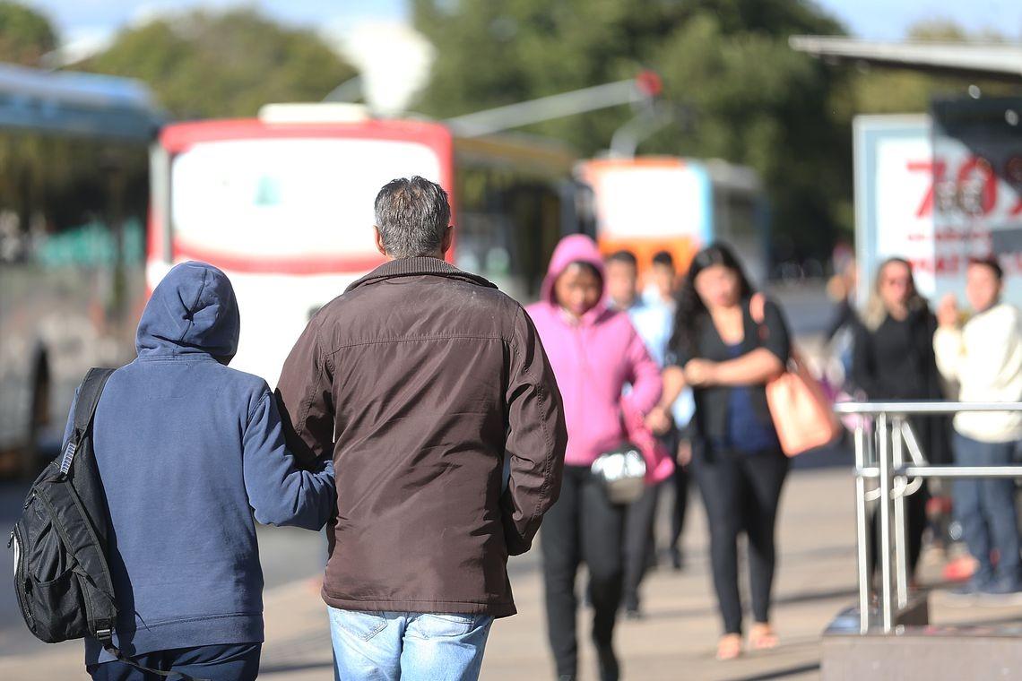 Frio intenso deve chegar no Paraná; previsão de neve