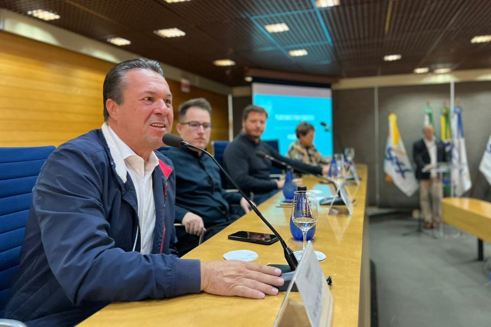 Paraná vai ajudar os municípios para fortalecer atrativos locais, afirma secretário