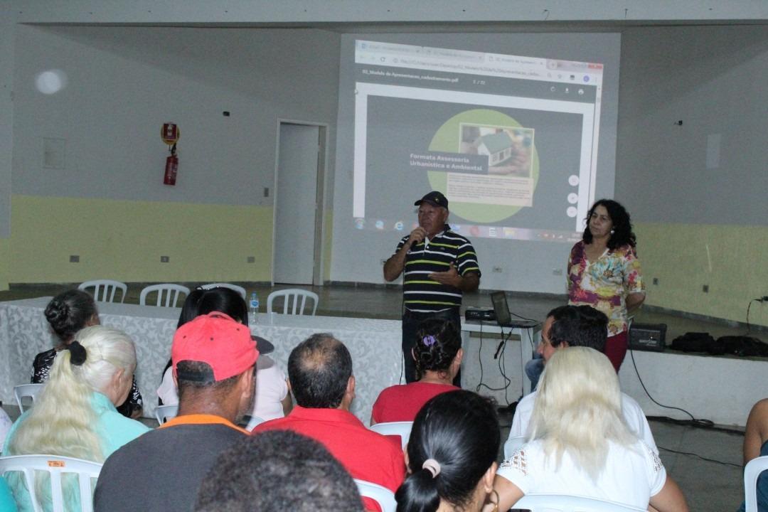 Japira realiza assembleia para cadastro de regularização fundiária