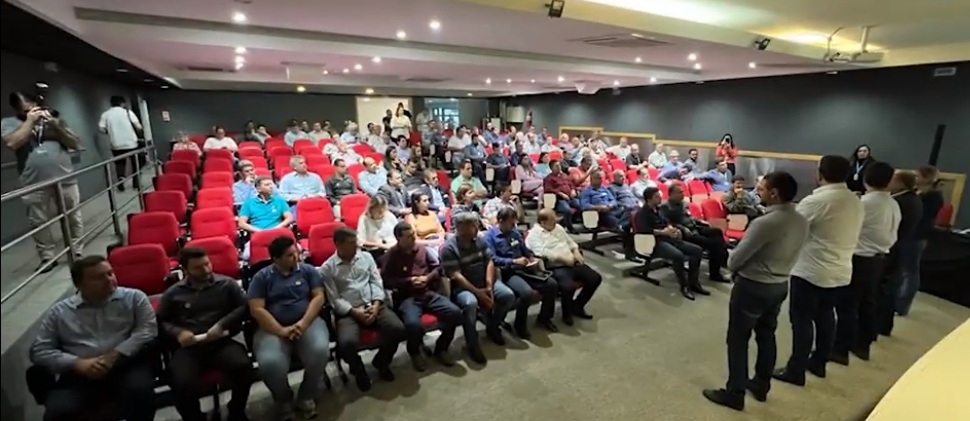 Salto do Itararé busca recursos para pavimentar ruas do município