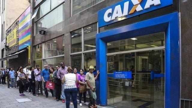 Caixa estende horário de atendimento nas agências para saques das cotas do PIS