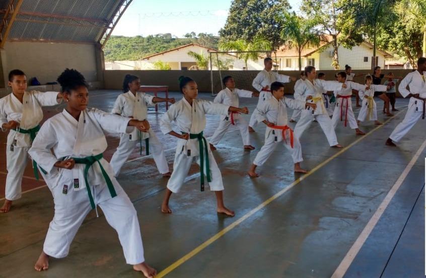 Escolinha de Karatê do 2º BPM retoma atividades