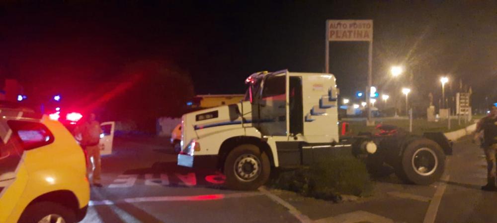 Caminhão em fuga protagoniza perseguição de cinema no Norte Pioneiro