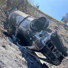 Carro capota, pega fogo e motorista morre carbonizado na PR-092
