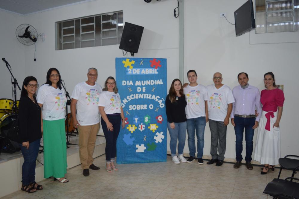 Igreja Metodista Wesleyana de Pinhalão realiza ação para celebrar o Dia do Autista
