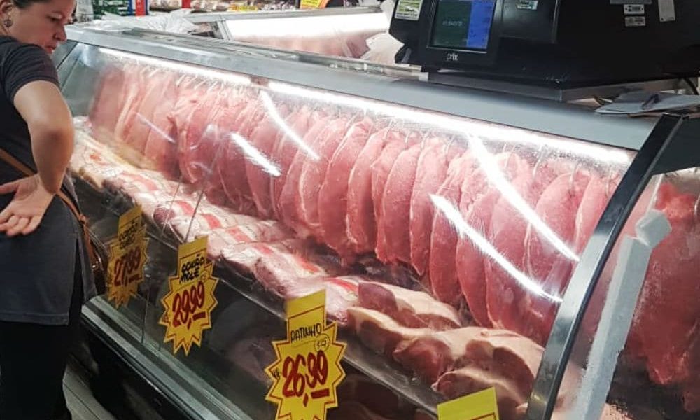 Quaresma e pausa nas exportações contribuem para baixa no preço da carne: maior oferta, menor demanda