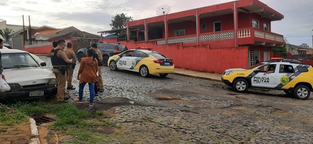 Briga entre mecânicos com facão deixa dois feridos em Wenceslau Braz