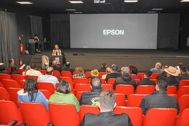 Jaguariaíva promove capacitação com produtores rurais sobre nota fiscal eletrônica