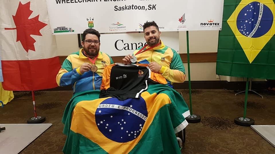 Atletas paranaenses garantem sete medalhas para o Brasil na esgrima em cadeira de rodas