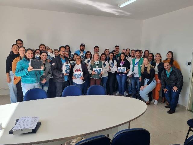 Tablets irão agilizar o trabalho de agentes comunitários em Jaguariaíva