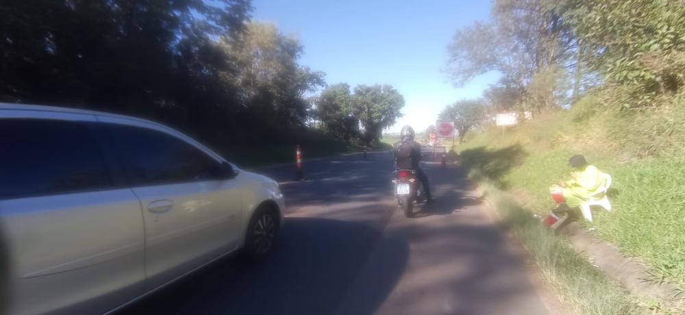 Obras na PR-092 deixam trânsito lento entre Wenceslau Braz e Siqueira Campos