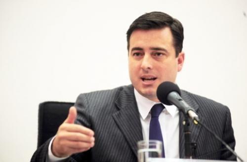 Em sabatina, João Arruda se diz Injustiçado por acidente e se esquiva da denúncia do sogro