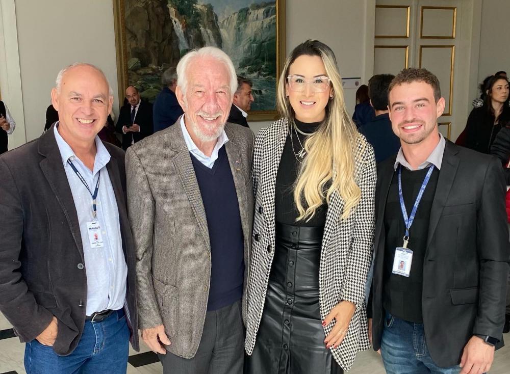 Amunorpi participa do lançamento da “Caravana Paraná Unido Pelas Mulheres”