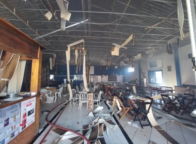Vazamento de gás causa incêndio em restaurante e deixa duas pessoas feridas em Jaguariaíva