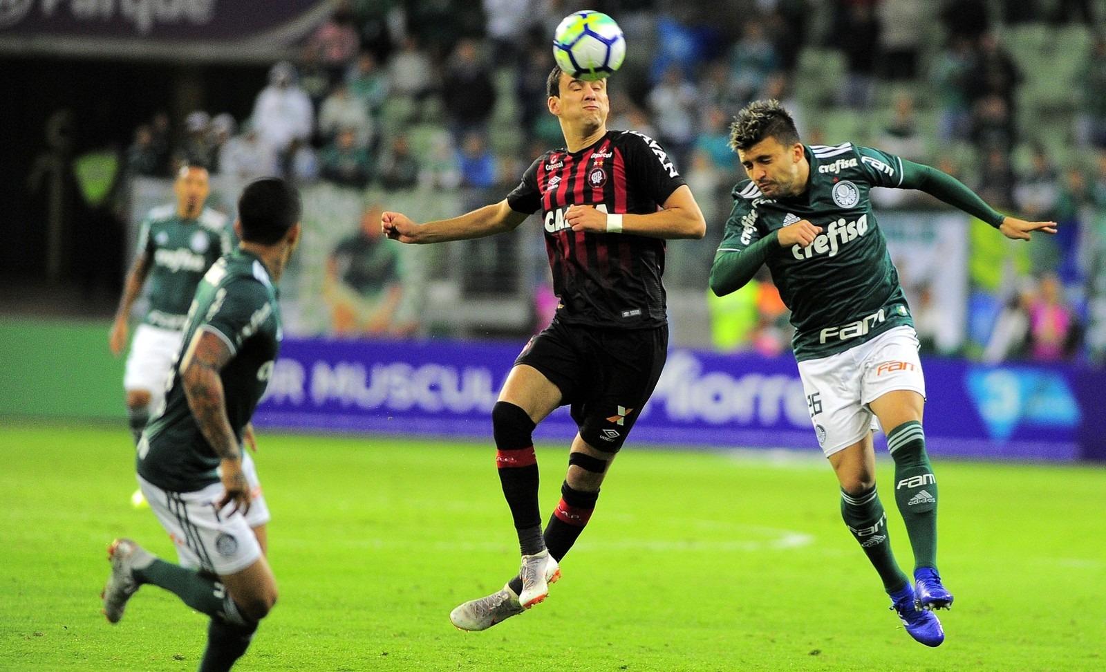 Atlético precisa finalizar 43 vezes para fazer um gol fora de casa
