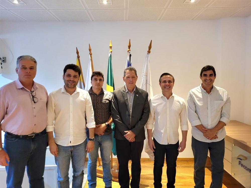 Amunorpi realiza mega-reunião em Siqueira Campos