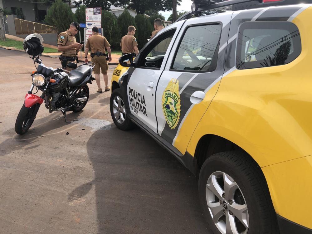 Adolescente fica ferido após ser atropelado por motocicleta