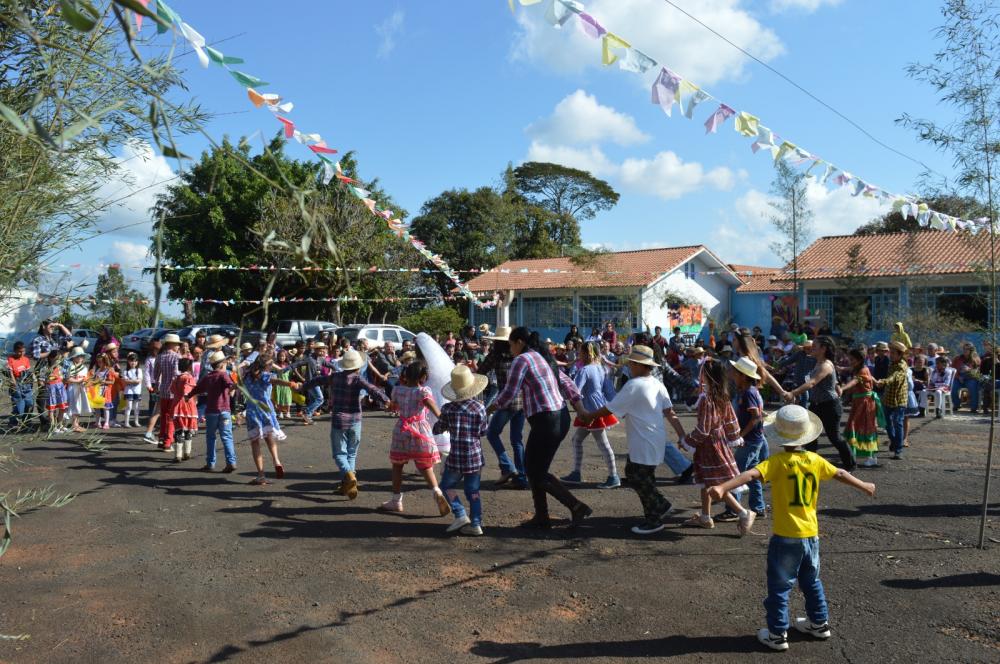 Wenceslau Braz promove festa junina para crianças e idosos