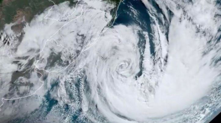 Ciclone pode causar ventos de até 80 km/h no Paraná a partir desta quarta-feira