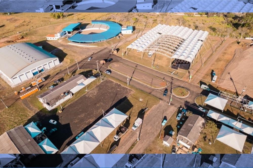 Adolescente foge de abrigo, furta carro e vai para festa de rodeio