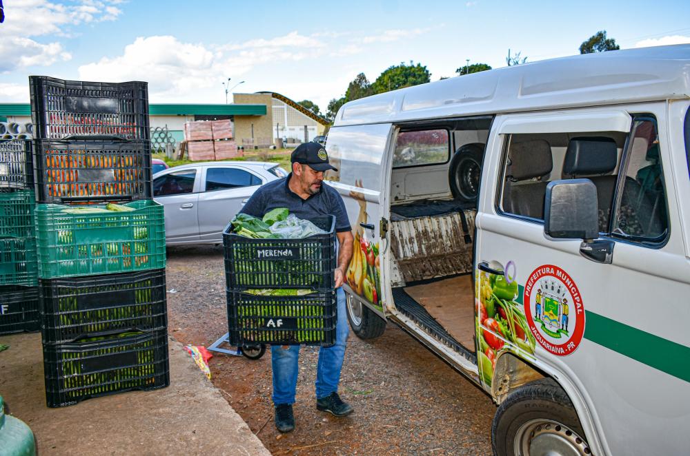 Jaguariaíva abastece escolas com alimentos saudáveis para o retorno das aulas