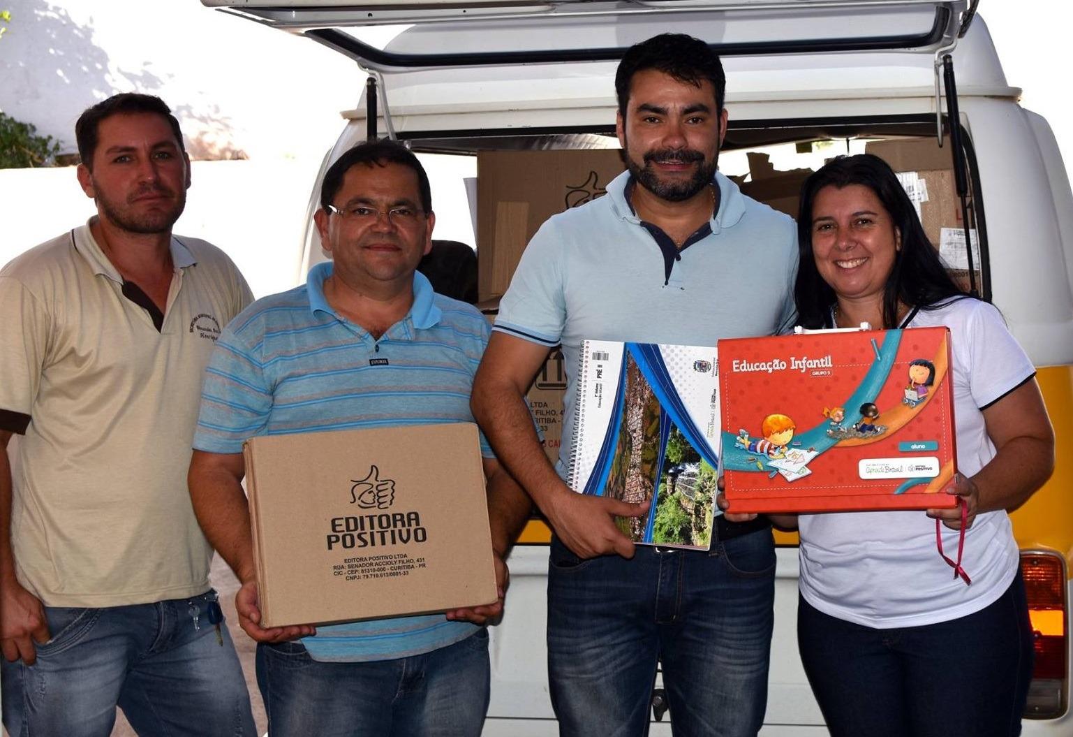 Paulo Leonar comemora aumento  da nota do IDEB de Wenceslau Braz