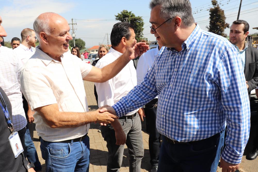 Secretário de Saúde visita hospital de Arapoti