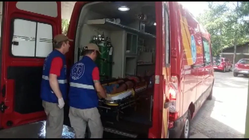 Homem é preso após dar paulada no irmão