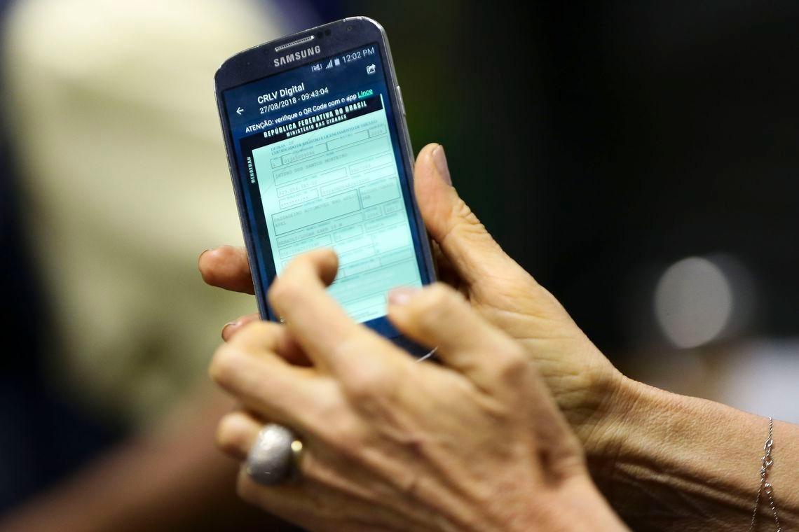 Documentos de veículos terão versão eletrônica
