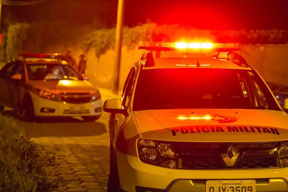 Brazense é preso após esfaquear mulher em Santa Catarina