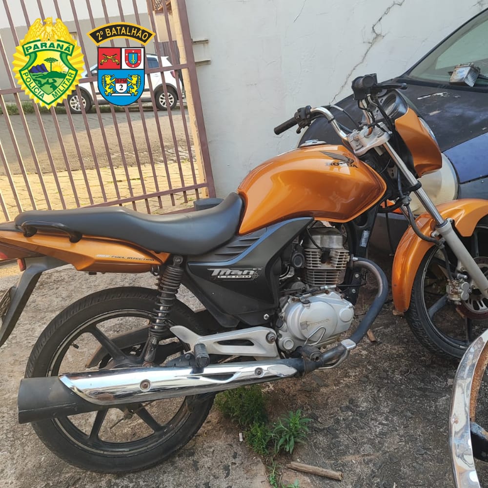 Motociclista sem CNH tem moto apreendia após ser flagrado fazendo manobras perigosas