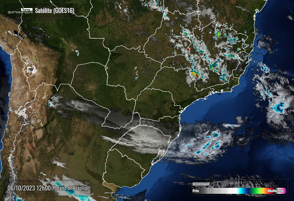 Alerta de tempestade continua no região; Simepar alerta para alagamentos e enxurradas rápidas