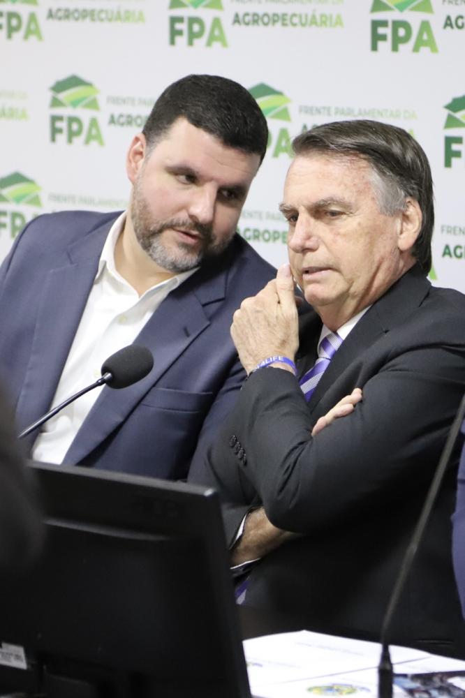 Lançamento da Frente Invasão Zero reúne Lupion e Bolsonaro na FPA