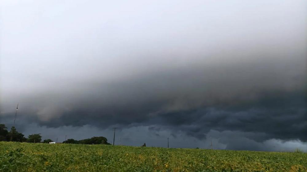 Inmet emite alerta laranja para perigo de tempestade no Norte Pioneiro