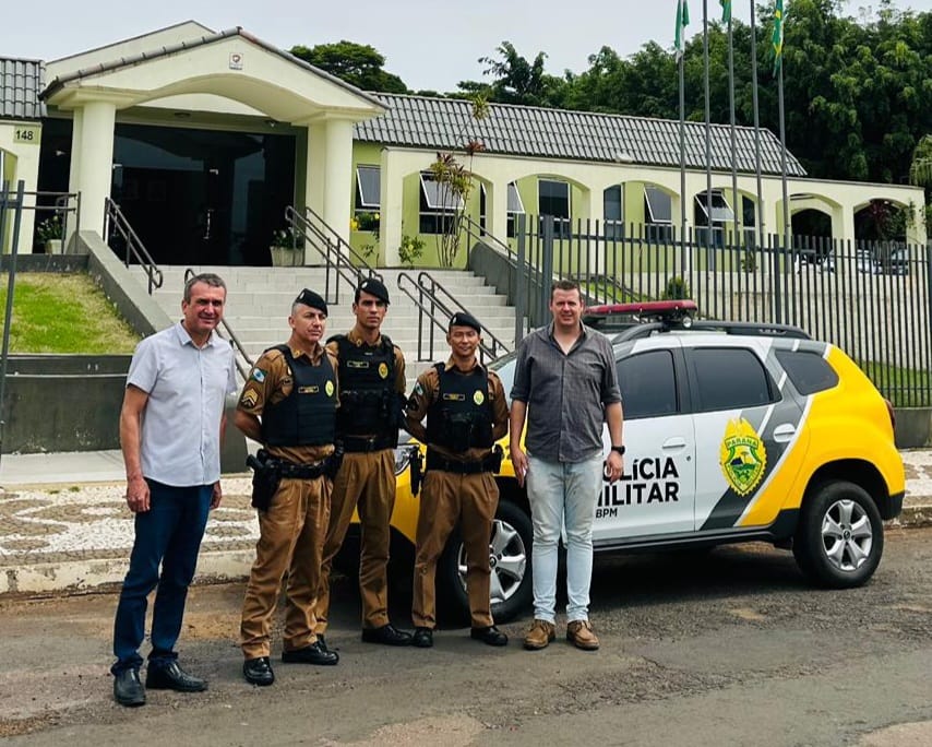 Arapoti recebe nova viatura e novos policias para reforçar a segurança