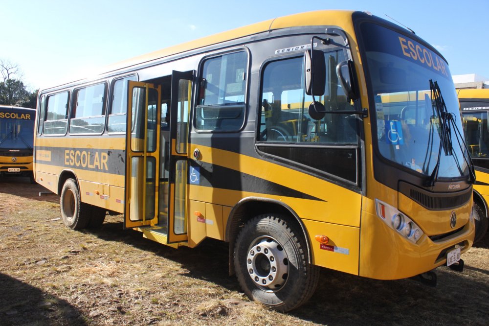Criança de dois anos é esquecida por duas horas em ônibus escolar de Tomazina