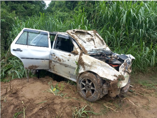 Carro cai em córrego e homem morre em Quatiguá