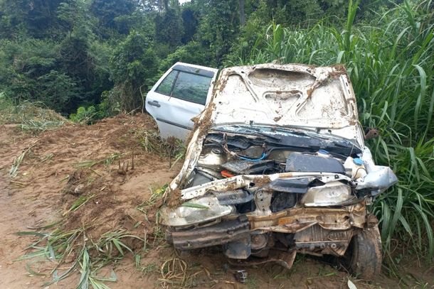Motorista do carro que caiu em rio não resiste e morre no hospital