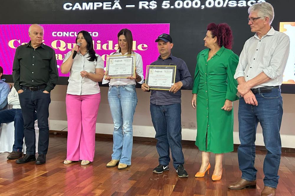 Produtores do Norte Pioneiro ganham Café Qualidade Paraná 2023