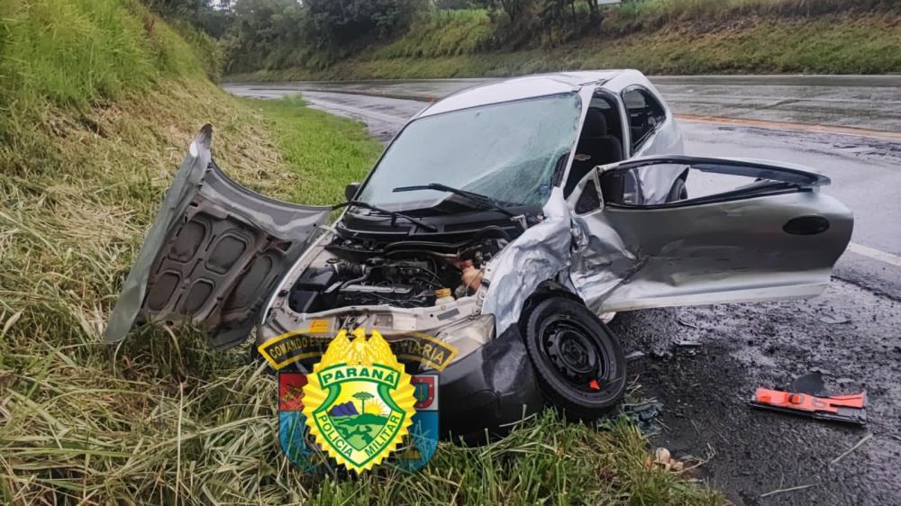 Acidente na PR-092 deixa uma criança e três adultos feridos em Siqueira Campos