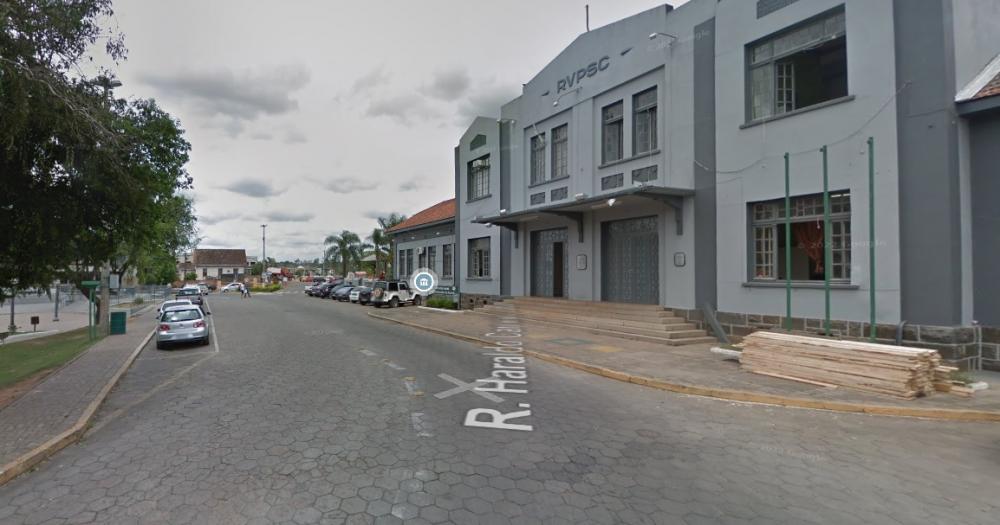 Estruturas do XV Natal Para Todos causam mudanças no trânsito de Jaguariaíva