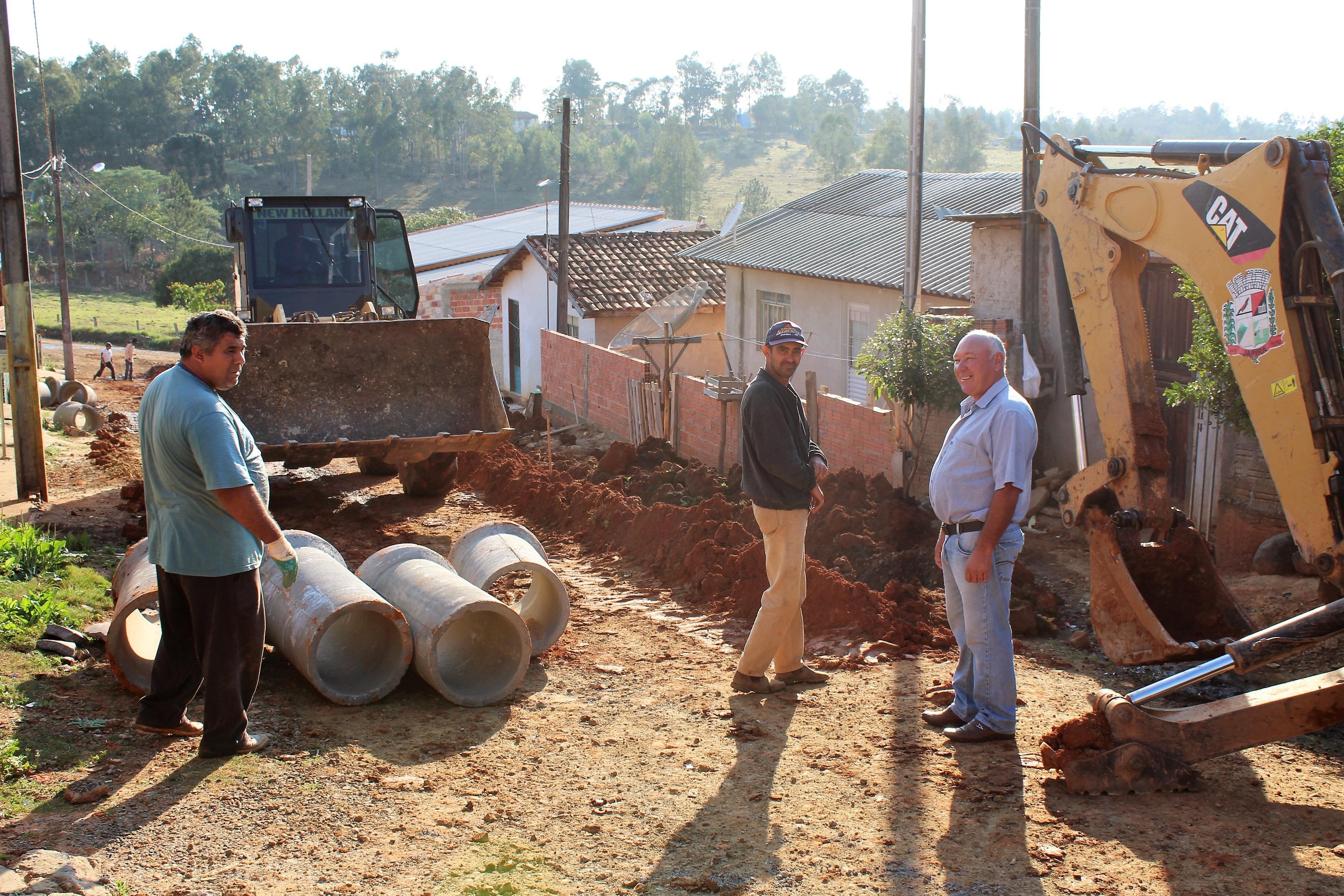 Implantação de galerias de águas pluviais na Vila Esperança inicia nesta semana