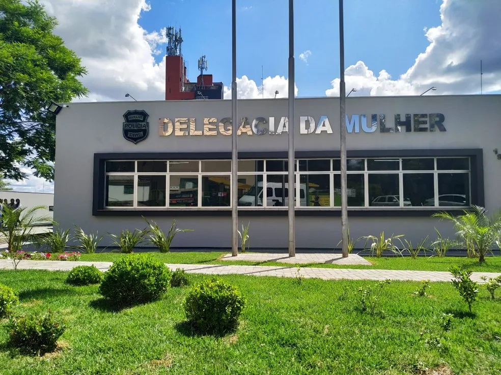 Homem é preso por estuprar a própria mãe que estava de cama