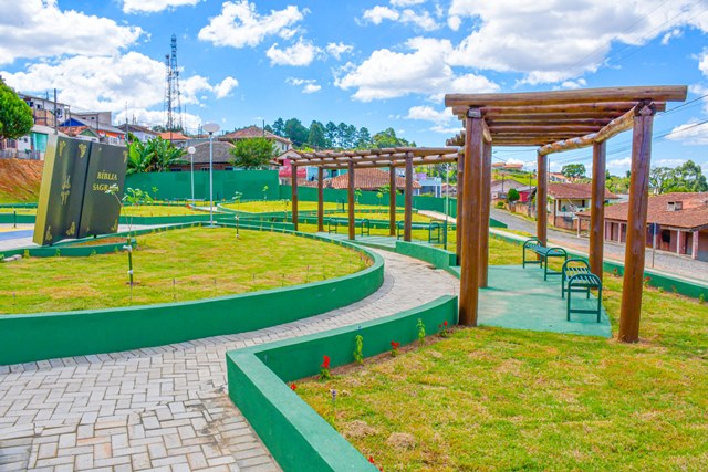 Prefeitura entrega mais uma obra a população de Jaguariaíva