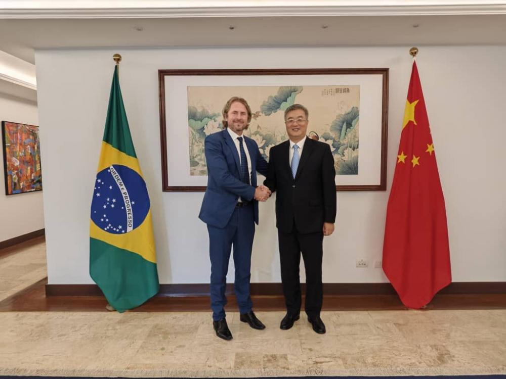 China vai comprar carne de mais quatro frigoríficos do Paraná