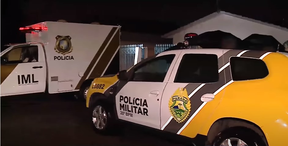 Casal é morto a facadas e filho é o principal suspeito de cometer o crime