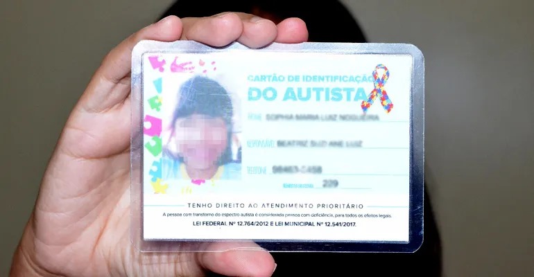 Jaguariaíva promove mutirão para confecção da Carteirinha do Autista