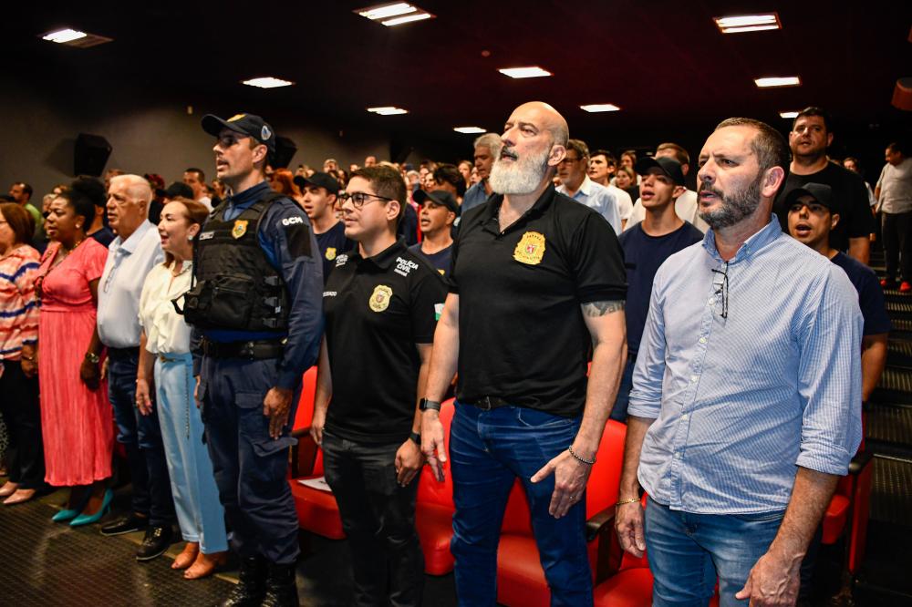 Jaguariaíva inaugura nova secretaria de Segurança Pública e guardas municipais toma posse